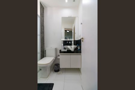 Apartamento à venda com 130m², 3 quartos e 3 vagasBanheiro 