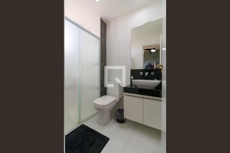 Apartamento à venda com 130m², 3 quartos e 3 vagasBanheiro 