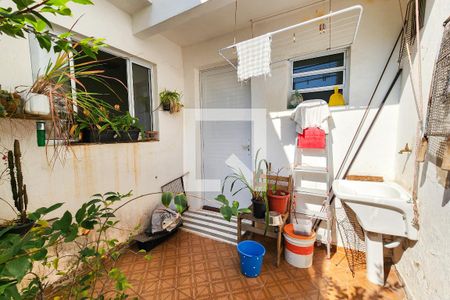 Casa à venda com 250m², 3 quartos e 2 vagasÁrea de Serviço