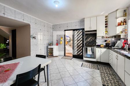 Casa à venda com 250m², 3 quartos e 2 vagasCozinha