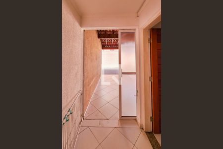 Casa de condomínio para alugar com 90m², 2 quartos e 1 vaga Casa de condomínio para alugar com 90m², 2 quartos e 1 vagaÁrea de Serviço