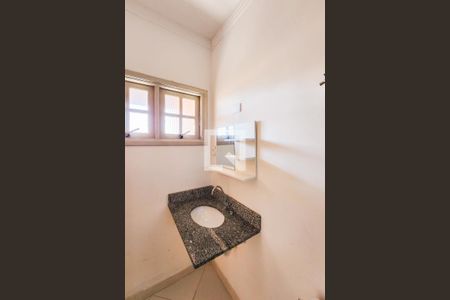 Casa de condomínio para alugar com 90m², 2 quartos e 1 vaga Casa de condomínio para alugar com 90m², 2 quartos e 1 vagaBanheiro da Suíte