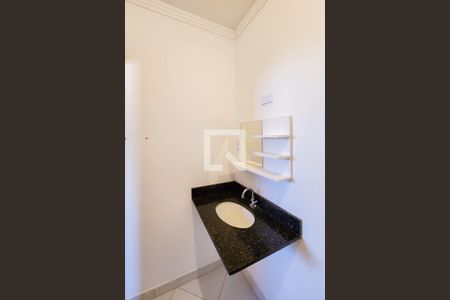 Casa de condomínio para alugar com 90m², 2 quartos e 1 vaga Casa de condomínio para alugar com 90m², 2 quartos e 1 vagaBanheiro