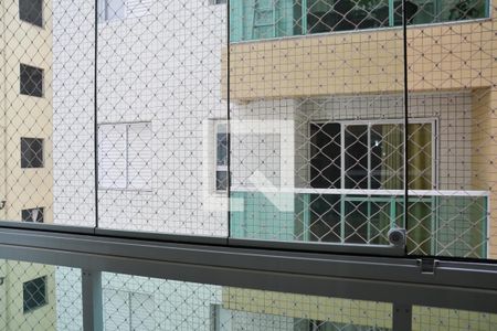 Apartamento à venda com 57m², 2 quartos e 1 vaga Apartamento à venda com 57m², 2 quartos e 1 vagaVaranda