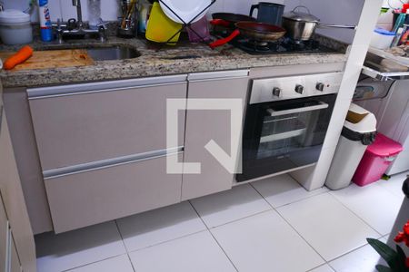 Apartamento à venda com 57m², 2 quartos e 1 vaga Apartamento à venda com 57m², 2 quartos e 1 vagaCozinha