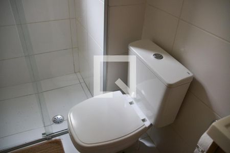 Apartamento à venda com 57m², 2 quartos e 1 vaga Apartamento à venda com 57m², 2 quartos e 1 vagaBanheiro