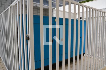 Apartamento à venda com 57m², 2 quartos e 1 vaga Apartamento à venda com 57m², 2 quartos e 1 vagaFachada