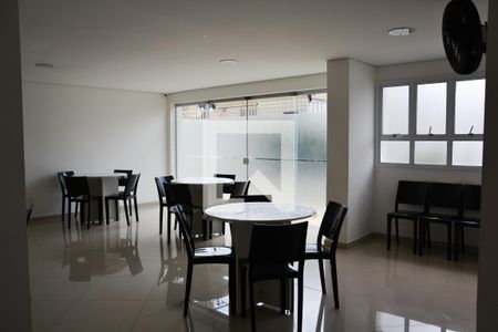 Apartamento à venda com 57m², 2 quartos e 1 vaga Apartamento à venda com 57m², 2 quartos e 1 vagaÁrea comum