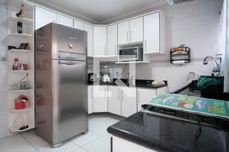 Casa para alugar com 90m², 2 quartos e 1 vagaCozinha