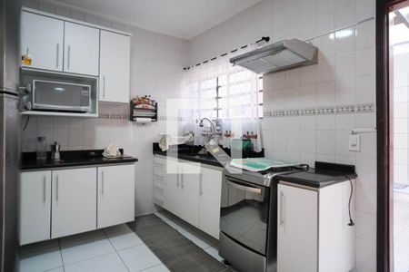 Casa para alugar com 90m², 2 quartos e 1 vagaCozinha