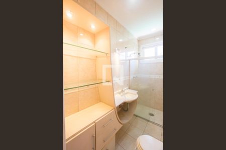 Casa à venda com 700m², 4 quartos e 4 vagasBanheiro Suíte 1