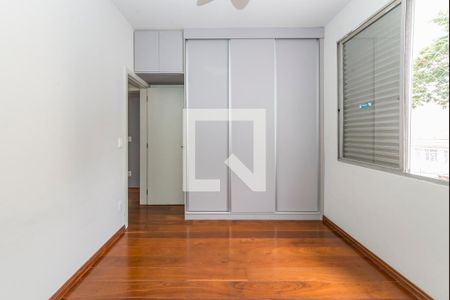 Apartamento à venda com 108m², 3 quartos e 1 vagaQuarto 2