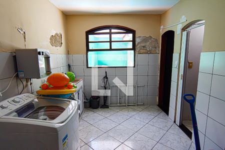 Casa à venda com 350m², 3 quartos e 1 vagaÁrea de Serviço