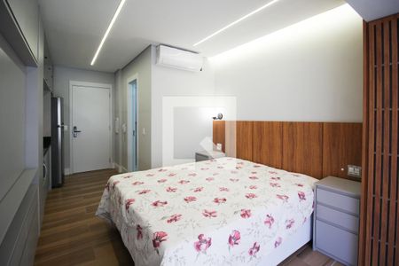 Sala de kitnet/studio para alugar com 1 quarto, 32m² em Indianópolis, São Paulo