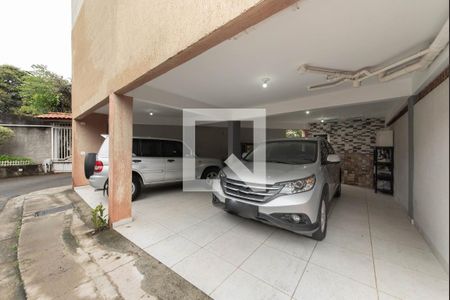 Casa de condomínio à venda com 214m², 3 quartos e 3 vagasGaragem