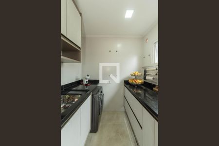 Casa de condomínio à venda com 214m², 3 quartos e 3 vagasLavanderia 1