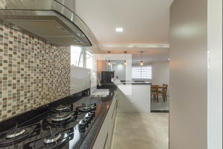 Casa de condomínio à venda com 214m², 3 quartos e 3 vagasCozinha