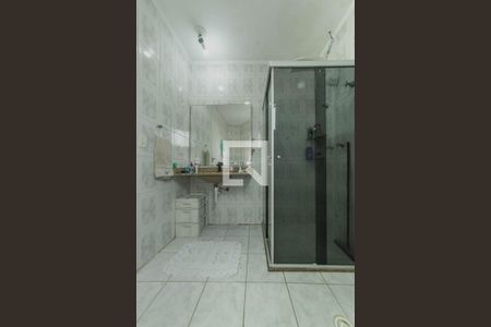 Casa de condomínio à venda com 214m², 3 quartos e 3 vagasBanheiro da Suíte