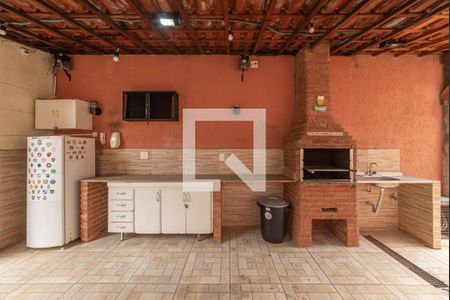 Casa de condomínio à venda com 214m², 3 quartos e 3 vagasChurrasqueira