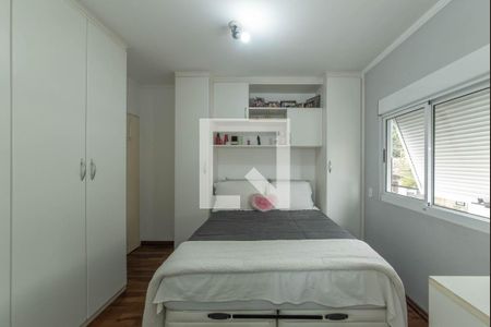 Casa de condomínio à venda com 214m², 3 quartos e 3 vagasSuíte