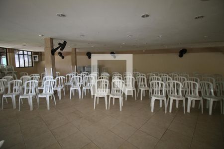 Apartamento para alugar com 55m², 2 quartos e 1 vagaÁrea comum - Salão de festas