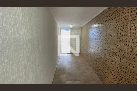 Casa à venda com 350m², 5 quartos e 4 vagas Casa à venda com 350m², 5 quartos e 4 vagasEntrada