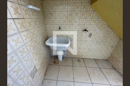 Casa à venda com 350m², 5 quartos e 4 vagas Casa à venda com 350m², 5 quartos e 4 vagasÁrea de Serviço