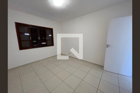 Quarto 2 de casa à venda com 5 quartos, 350m² em Vila Sonia, São Paulo