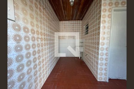 Casa à venda com 350m², 5 quartos e 4 vagas Casa à venda com 350m², 5 quartos e 4 vagasÁrea de Serviço