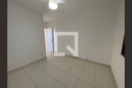 Casa à venda com 350m², 5 quartos e 4 vagas Casa à venda com 350m², 5 quartos e 4 vagasSuíte