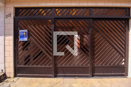 Casa à venda com 172m², 2 quartos e 2 vagasFachada