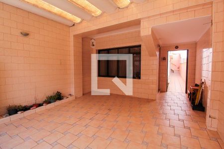 Casa à venda com 172m², 2 quartos e 2 vagasGaragem