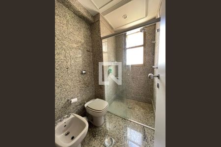 Apartamento à venda com 276m², 4 quartos e 5 vagasBanheiro 1