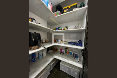 Apartamento à venda com 276m², 4 quartos e 5 vagasCozinha