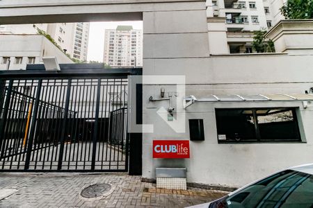 Apartamento à venda com 65m², 2 quartos e 1 vagaFachada e portaria
