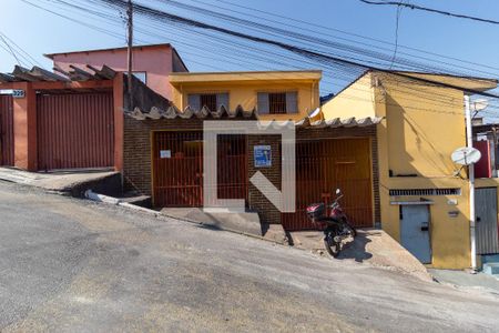 Casa para alugar com 140m², 3 quartos e 2 vagas Casa para alugar com 140m², 3 quartos e 2 vagasFachada
