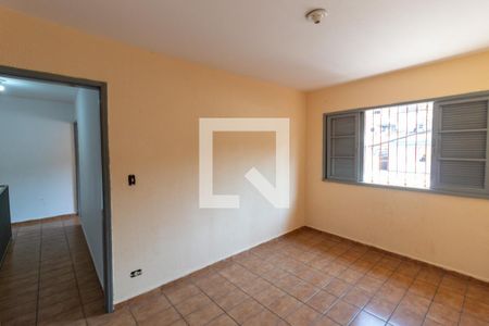 Casa para alugar com 140m², 3 quartos e 2 vagas Casa para alugar com 140m², 3 quartos e 2 vagasQuarto 3
