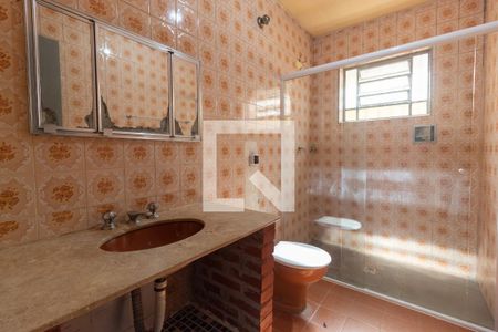 Casa para alugar com 140m², 3 quartos e 2 vagas Casa para alugar com 140m², 3 quartos e 2 vagasBanheiro Social