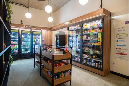 Studio para alugar com 22m², 1 quarto e sem vaga Studio para alugar com 22m², 1 quarto e sem vagaMercado