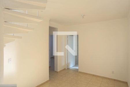 Sala de apartamento para alugar com 2 quartos, 90m² em Maria Virgínia, Belo Horizonte