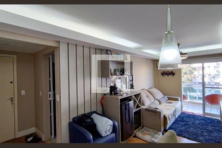 sala de apartamento para alugar com 3 quartos, 80m² em Tanque, Rio de Janeiro