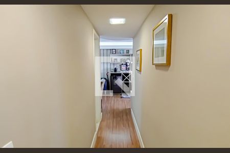 corredor de apartamento para alugar com 3 quartos, 80m² em Tanque, Rio de Janeiro