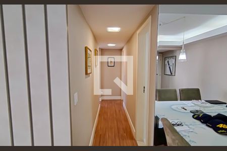 corredor de apartamento para alugar com 3 quartos, 80m² em Tanque, Rio de Janeiro