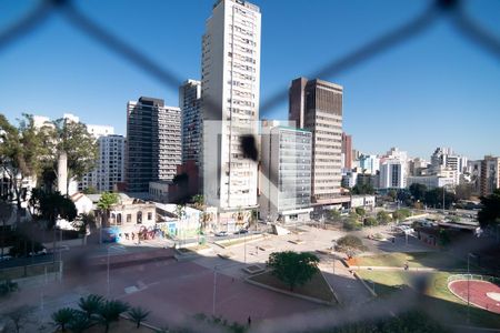 Apartamento à venda com 75m², 2 quartos e sem vagaVista 