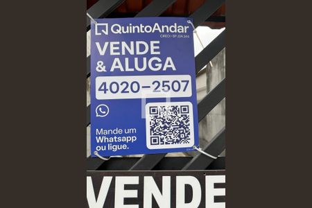 Casa para alugar com 400m², 4 quartos e 8 vagasplaquinha