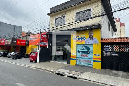 Casa para alugar com 400m², 4 quartos e 8 vagasFachada