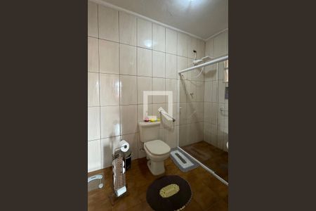 Casa para alugar com 400m², 4 quartos e 8 vagasBanheiro