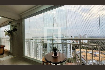 Apartamento à venda com 128m², 3 quartos e 2 vagas Apartamento à venda com 128m², 3 quartos e 2 vagasVaranda da Sala