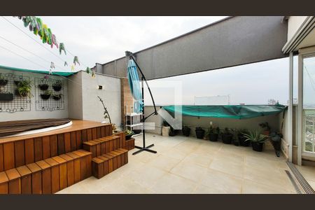 Apartamento à venda com 128m², 3 quartos e 2 vagas Apartamento à venda com 128m², 3 quartos e 2 vagasCobertura