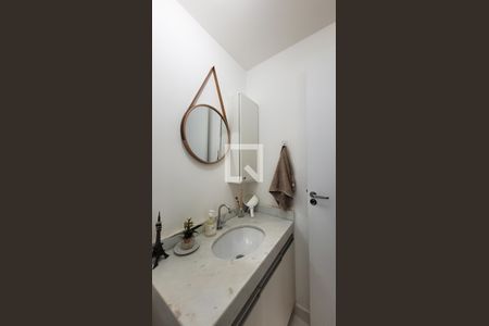 Apartamento à venda com 128m², 3 quartos e 2 vagas Apartamento à venda com 128m², 3 quartos e 2 vagasBanheiro Social